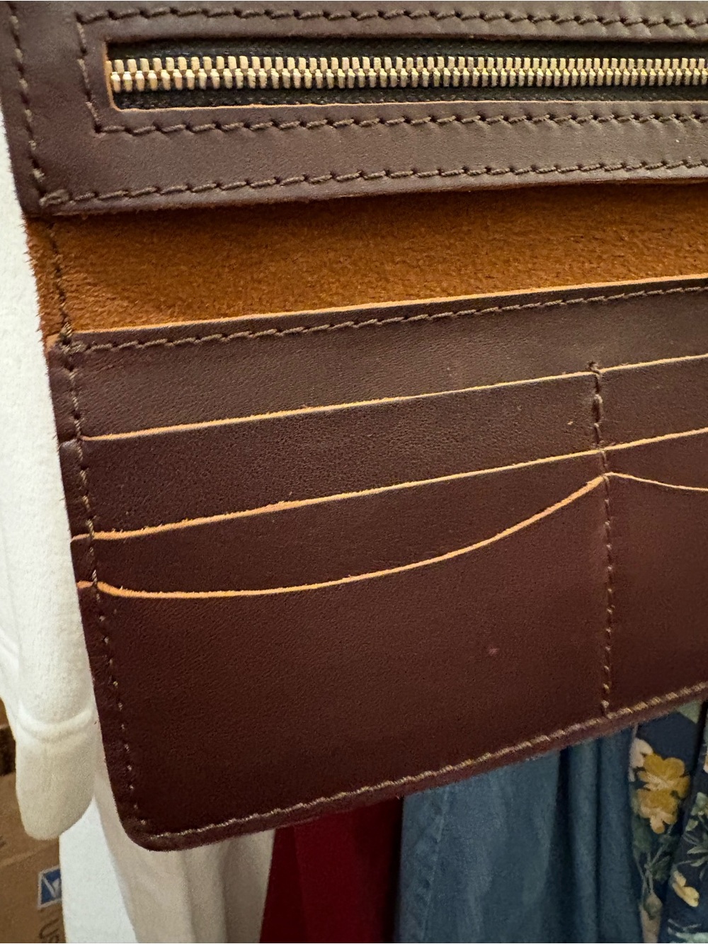 Portland Leather Goods | Large Bifold - Picture 13 of 14